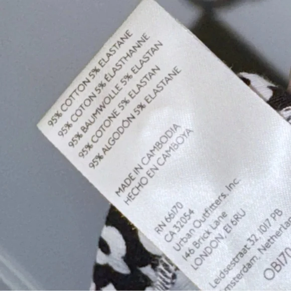 Anthropologie Maeve Black/White Floral Blouse S/Sleeve Sz XLarge Ruched Stretchy - Picture 9 of 11